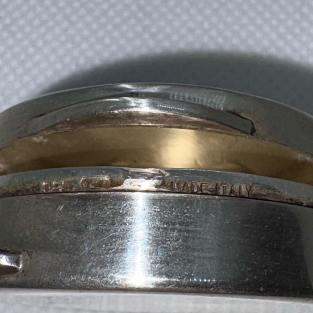 Ornate Sterling Pillbox or Tiny Treasure Box - Picture 3 of 8